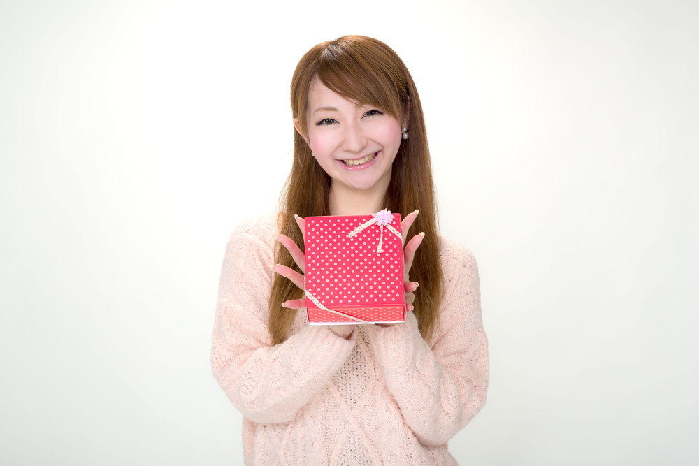 自分へのご褒美にアクセサリーなどを準備する効果やご褒美のタイミング プチ贅沢な価格のアクセサリーは自分へのご褒美におすすめ