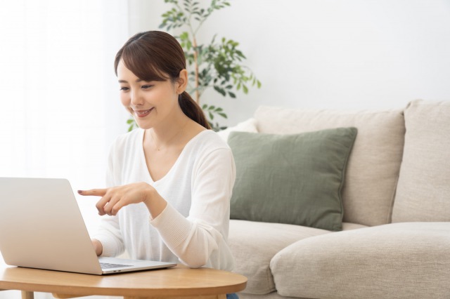 通販で大人のプチプラアクセサリーを購入するメリットと注意点